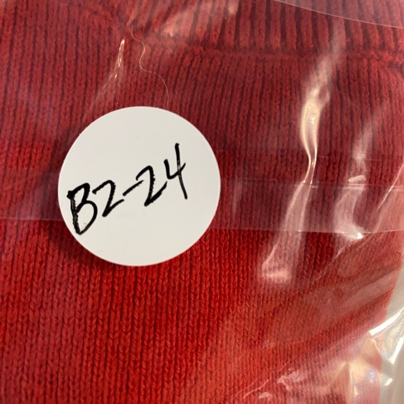 Du Jour sz L Bold Red Sweater Top, Ruffle Sleeve, Feminine b2-24 - Picture 9 of 9